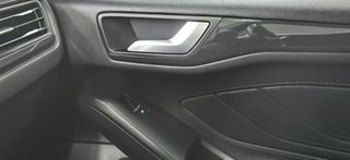 Ford Focus 2020 ST LINE-thumb-17