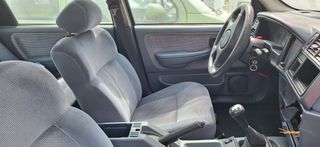 Ford Sierra (1600cc)-thumb-6