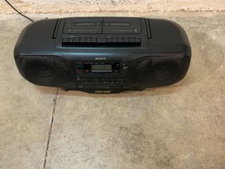 ραδιό CD  Sony CFD-380L μεταχειρισμένο για ανταλλακτικά ή επισκευή