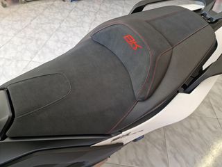 Kymco AK 575 Premium 2026-thumb-8