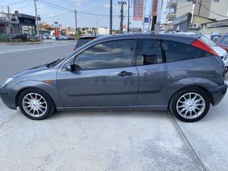 Ford Focus 2002-thumb-5