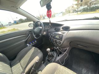 Ford Focus 2002-thumb-13