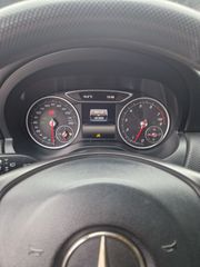 Mercedes-Benz A 180 2016-thumb-7
