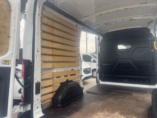 Ford Transit 2019 FULL EXTRA L2H2-thumb-8