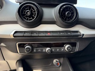 Audi Q2 2018 ΕΛΛΗΝΙΚΟ Cruice control Αυτόματο-thumb-15