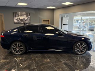 Jaguar XE 2019 R LINE AWD-thumb-19