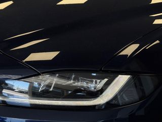 Jaguar XE 2019 R LINE AWD-thumb-33