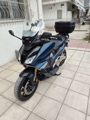 Honda Forza 750 2021