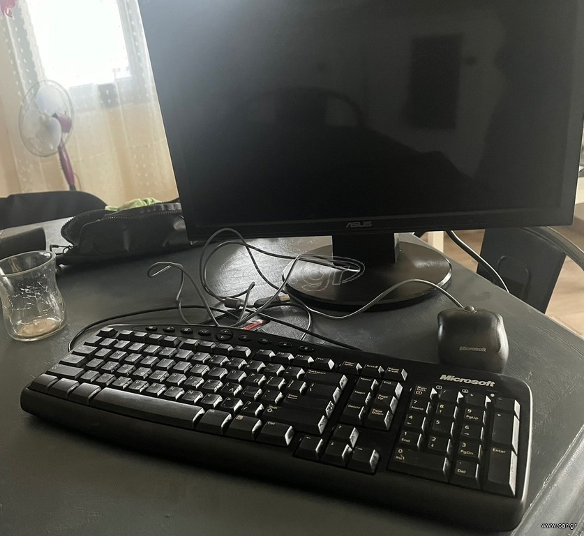 ASUS οθόνη