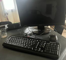 ASUS οθόνη