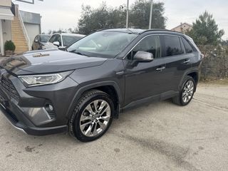 Toyota RAV 4 2021-thumb-8