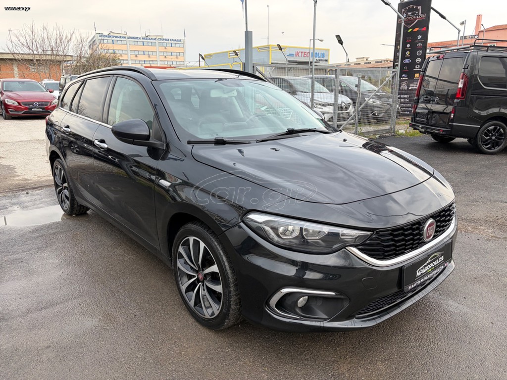Fiat Tipo 2018 **LOUNCE**ΑΥΤΟΜΑΤΟ*DIESEL*ΔΕΡΜΑ*ΚΛΙΜΑ*ΟΘΟΝΗ*NAVI*
