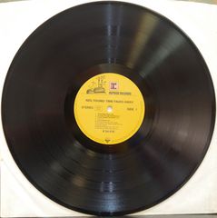NEIL YOUNG - TIME FADES AWAY-thumb-3