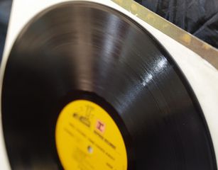 NEIL YOUNG - TIME FADES AWAY-thumb-10