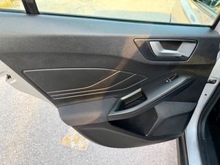 Ford Focus 2020 #TITANIUM NAVI LED FULL EXTRA#-thumb-44