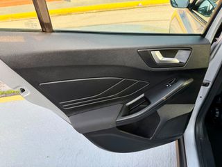 Ford Focus 2020 #TITANIUM NAVI LED FULL EXTRA#-thumb-24