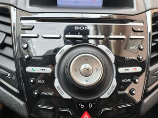 Ford Fiesta 2016 1.5 TDCI 95 PS TITANIUM NAVI CAMERA-thumb-6