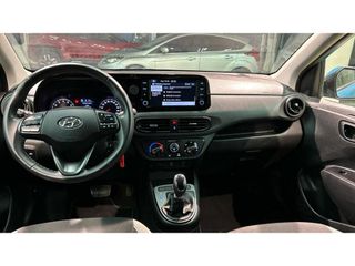 Hyundai i 10 2022 DISTINCTIVE A/T-thumb-8
