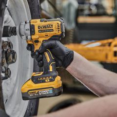 DEWALT Μπουλονόκλειδο Μπαταρίας 18V XR 1/2 2x5Ah Li-Ion (DCF891H2T)