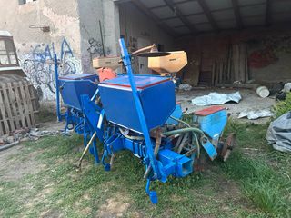 Seeding Machinery Monosem 1990 4 Σειρών πνευματική με λίπασμα - Τουρμπίνα 540 PNU