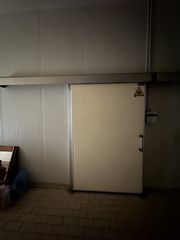 Πωλούνται πόρτες ψυκτικών θαλαμων συρόμενες