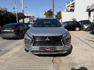 Mitsubishi Eclipse Cross 2022 2.4 Plug-in Hybrid Plus Select 4WD-thumb-2