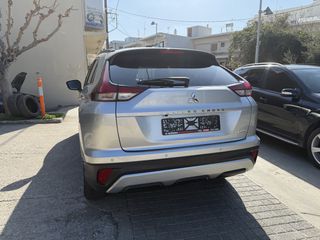 Mitsubishi Eclipse Cross 2022 2.4 Plug-in Hybrid Plus Select 4WD-thumb-5