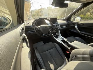 Mitsubishi Eclipse Cross 2022 2.4 Plug-in Hybrid Plus Select 4WD-thumb-9