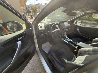 Mitsubishi Eclipse Cross 2022 2.4 Plug-in Hybrid Plus Select 4WD-thumb-10