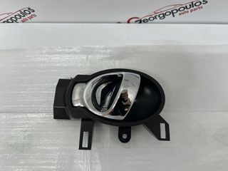 Χερούλι πόρτας εσωτερικά εμπρός αριστερά  Nissan Note 13-  Micra 11-17 Juke 10-19