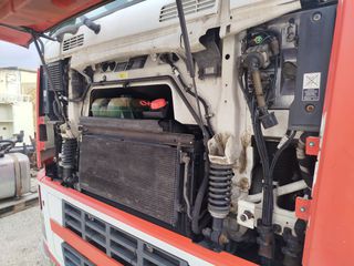 Volvo 2004 FH 12 380 EURO-3-thumb-10