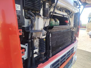 Volvo 2004 FH 12 380 EURO-3-thumb-9