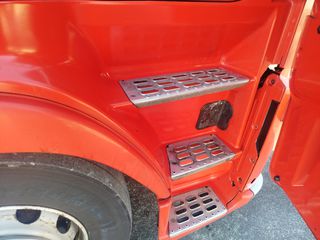Volvo 2004 FH 12 380 EURO-3-thumb-19