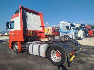 Volvo 2004 FH 12 380 EURO-3-thumb-3