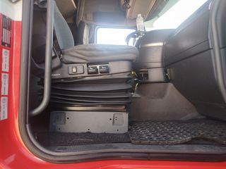 Volvo 2004 FH 12 380 EURO-3-thumb-24