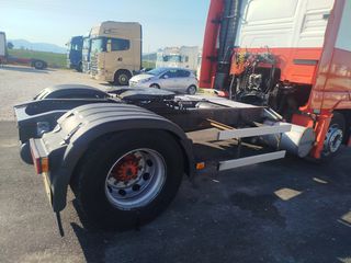 Volvo 2004 FH 12 380 EURO-3-thumb-13
