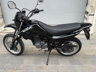 Suzuki DR 125 2010-thumb-3