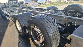Σασί Volvo 2011 FH540-thumb-5