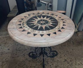 ΤΡΑΠΕΖΙ ΜΑΡΜΑΡΙΝΟ ΡΟΤΟΝΤΑ ΜΕ ΣΧΕΔΙΟ 85 CM