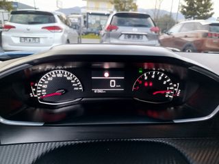 Peugeot 2008 2021 1.2 PureTech Active Pack-thumb-37