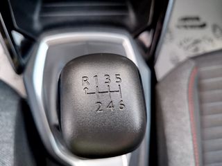 Peugeot 2008 2021 1.2 PureTech Active Pack-thumb-42