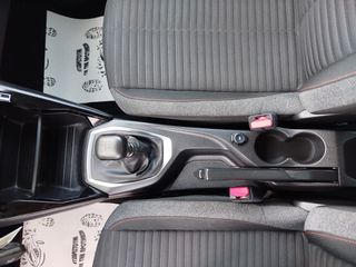 Peugeot 2008 2021 1.2 PureTech Active Pack-thumb-45