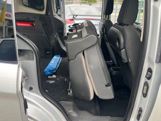 Ford Tourneo Courier 2022 Titanium-6 Ταχύτητες-Navi-Winter pack ΑΡΙΣΤΟ-thumb-23