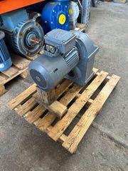 SEW EURODRIVE ΜΕΙΩΤΗΡΑΣ ΜΕ ΦΡΕΝΟ 1,5KW(2HP) 13RPM-thumb-2
