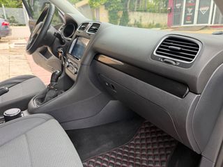 Volkswagen Golf 2011 TDI 2.0-thumb-14