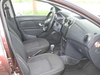 Dacia Sandero 2017-thumb-4