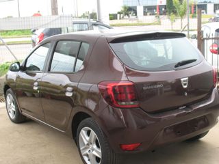 Dacia Sandero 2017-thumb-7