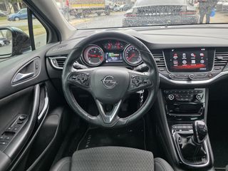 Opel Astra 2017-thumb-7