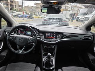 Opel Astra 2017-thumb-8