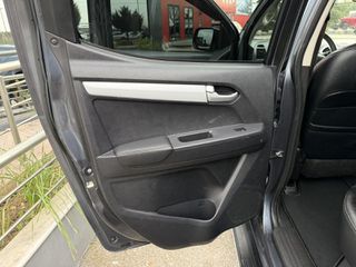 Isuzu D-Max 2018 1.9 LS AUTOMATIC TURBO-thumb-25